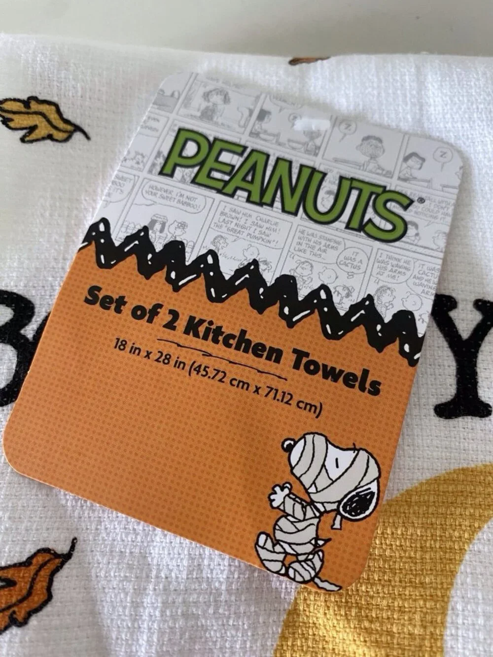 2 Pack Peanuts Snoopy Halloween Kitchen Towels 18” X 28” Ghost Doghouse NEW